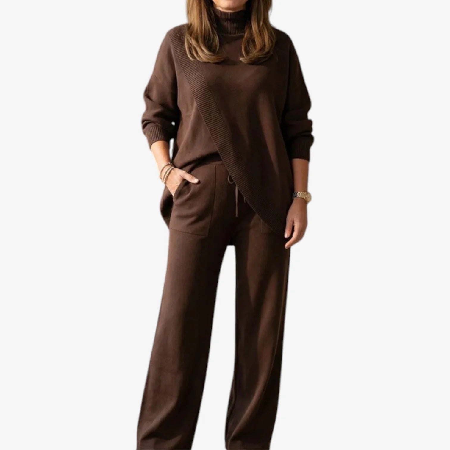 Lorella™ Elegant afslappet striksæt
