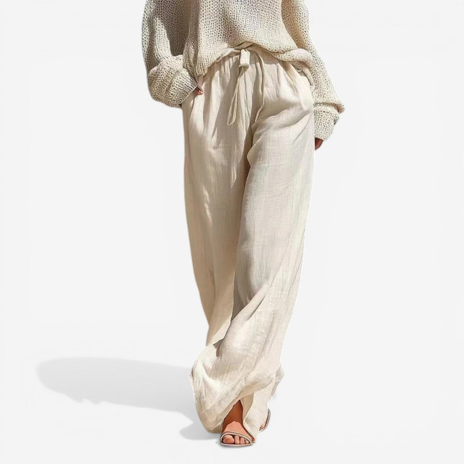 Neri™ Pull doux à découpes